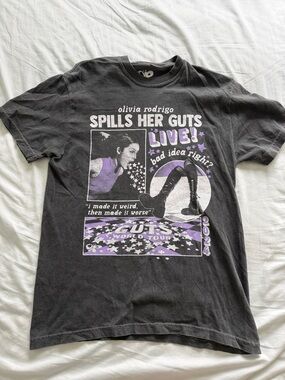 Olivia Rodrigo GUTS World Tour grey tee shirt, medium